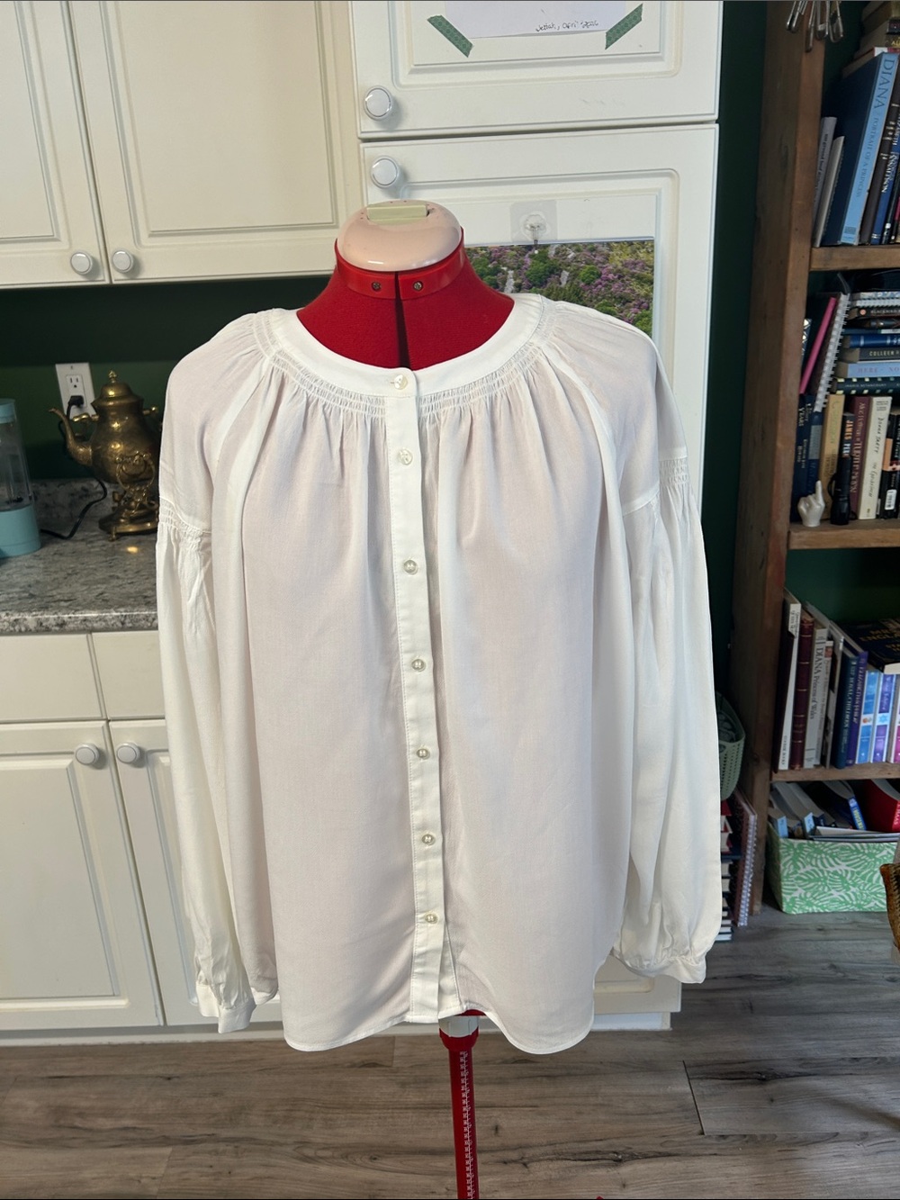 NWT White Button-Front Peasant Blouse